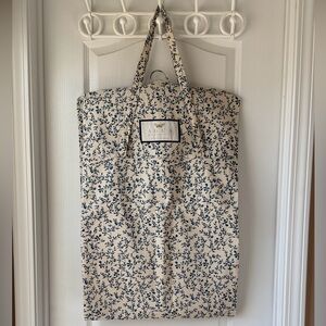 NWOT Agua by Aguabendita Canvas Floral Garment Bag